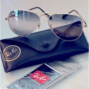 Ray Ban Aviator Arista Pink/Gradient Blue 58mm, case & cloth new too never worn